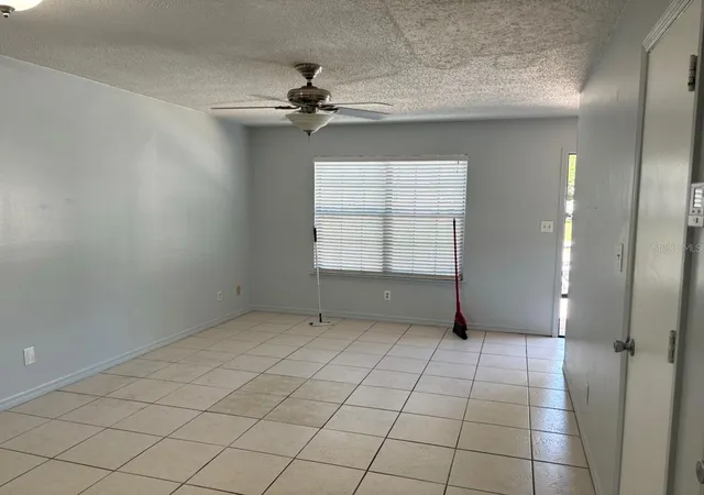 3rd image of 2302 Maki Rd #25, Plant City, FL 33563 | MLS# TB8501156
