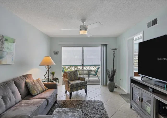 5th image of 7294 Cloister Dr, Sarasota, FL 34231