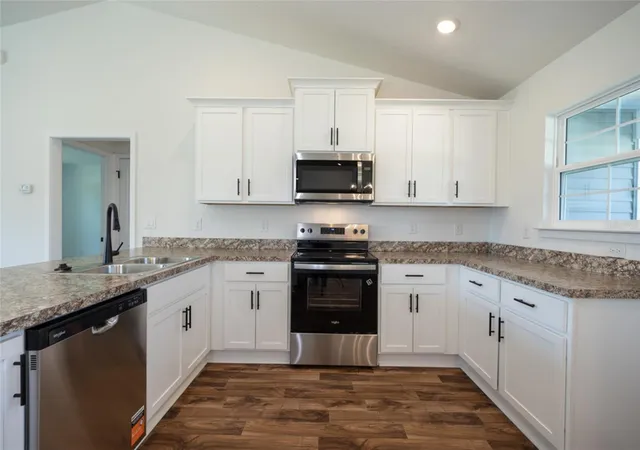 Photo 3 of Single family home for sale at 9 Lamar Ln, Palm Coast, FL 32137 | MLS# FC317996 | Listing updated on 2026-10-24