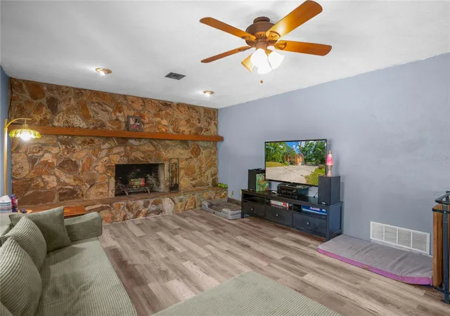 Homes for sale in Dunnellon, FL | 5581 Sw 197Th Ter, Dunnellon, FL 34431 | MLS# OM723407