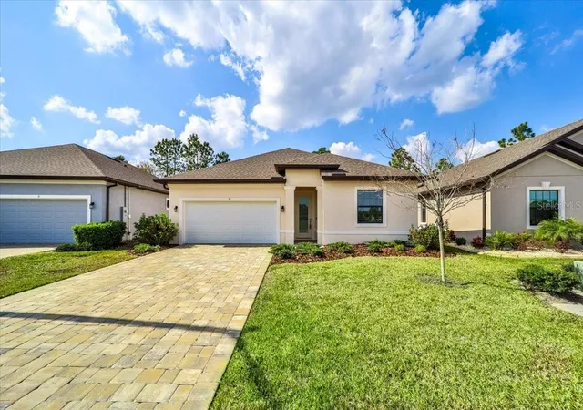 Photo 1 of Single family home for sale at 11 Green Cir, Palm Coast, FL 32164 | MLS# FC317998 | Listing updated on 2026-10-28