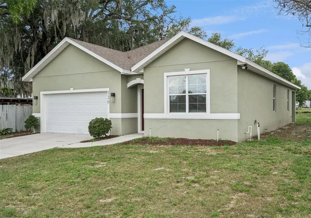 Photo 3 of Sale Pending at 520 Lemon St, Auburndale, FL 33823 | MLS# O6401808 | Listing updated on 2026-09-03