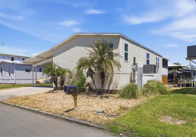 3rd image of 11673 W Clearwater Ct, Homosassa, FL 34448 | MLS# OM723409