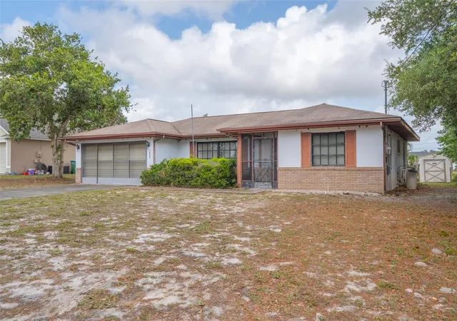 Homes for sale in Deltona, FL | 1952 Kirkwood St, Deltona, FL 32738 | MLS# O6401819