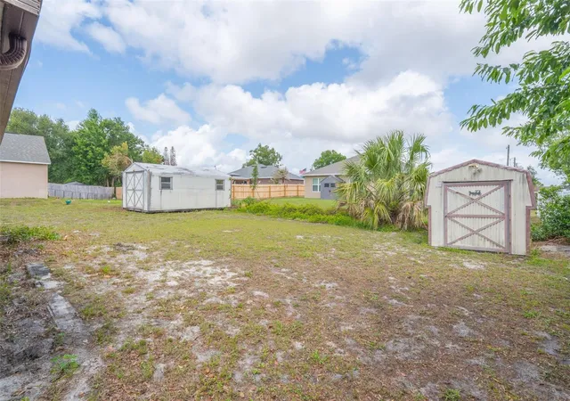 Homes for sale in Deltona, FL | 1952 Kirkwood St, Deltona, FL 32738 | MLS# O6401819