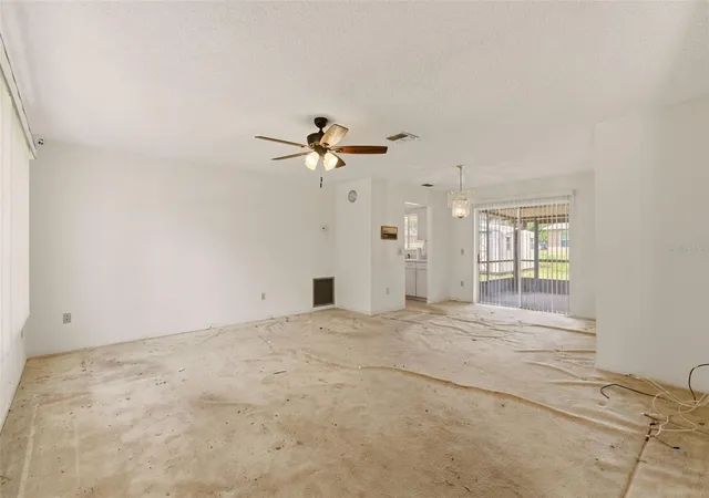 Homes for sale in Deltona, FL | 1952 Kirkwood St, Deltona, FL 32738 | MLS# O6401819