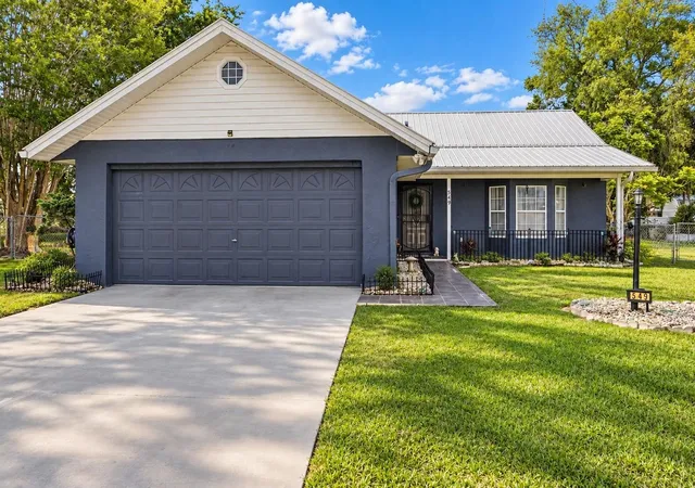 Photo 1 of Single family home for sale at 549 Silver Crse Run, Ocala, FL 34472 | MLS# OM723416 | Listing updated on 2026-09-28