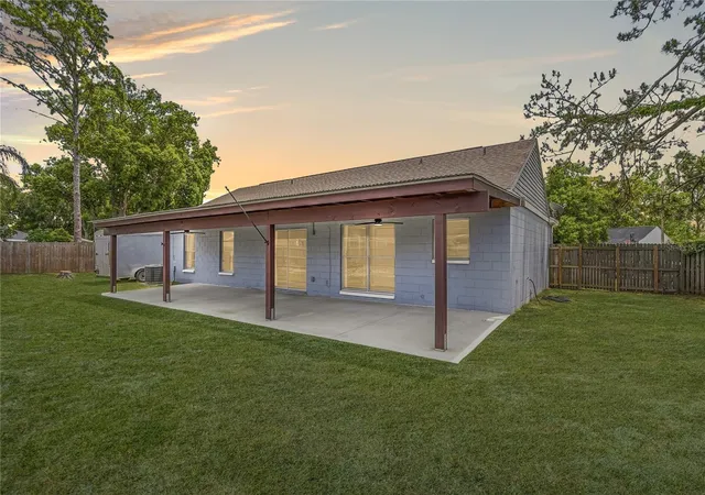 Photo 4 of Single family home for sale at 8913 Wood Lake Ct, New Port Richey, FL 34653 | MLS# TB8501191 | Listing updated on 2026-08-31