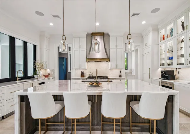 4th image of 2915 W Harbor View Ave, Tampa, FL 33611 | MLS# TB8501200