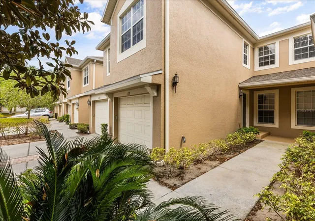 Listing Photo 1 - Condo for sale in building located at 6440 Axeitos Ter, Orlando, FL 32835 - Unit #108
