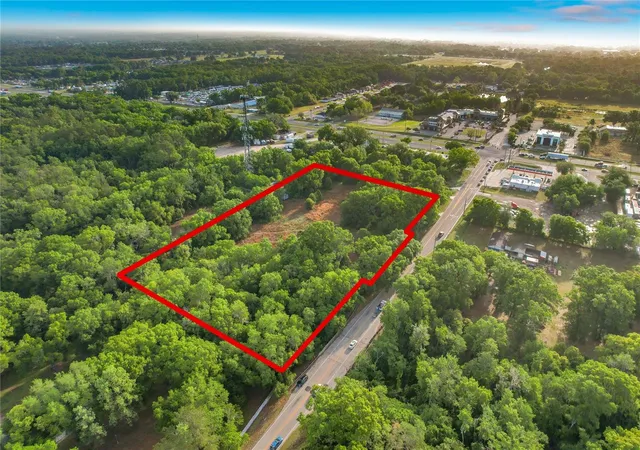 Photo 4 of Land for sale at 1215 Duff Rd, Lakeland, FL 33810 | MLS# L4961354 | Listing updated on 2026-04-24
