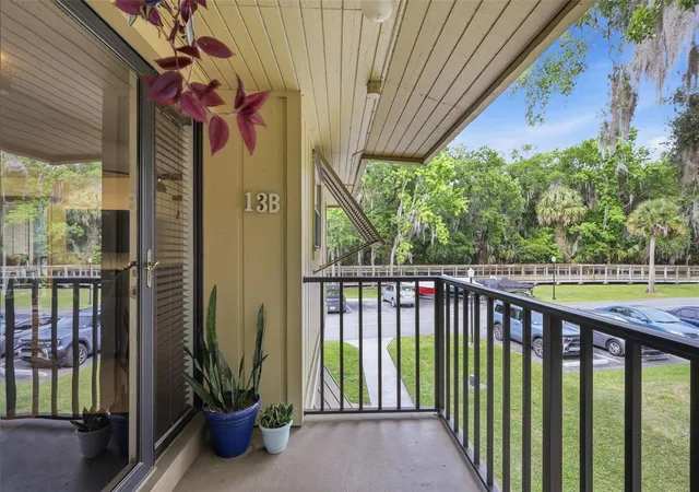 Homes for sale in Deltona, FL | 140 Orchid Woods Ct #13B, Deltona, FL 32725 | MLS# V4948696