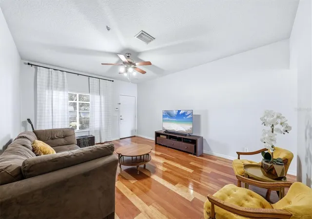 Photo 4 of Townhouse for sale at 3903 45th Terrace W #106, Bradenton, FL 34210 | MLS# TB8501227 | Listing updated on 2026-05-09