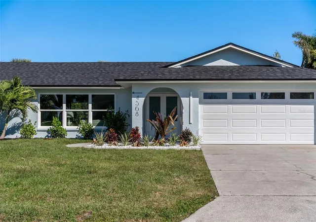 Homes for sale in Saint Petersburg, FL | 4568 40Th St S, Saint Petersburg, FL 33711 | MLS# TB8501229