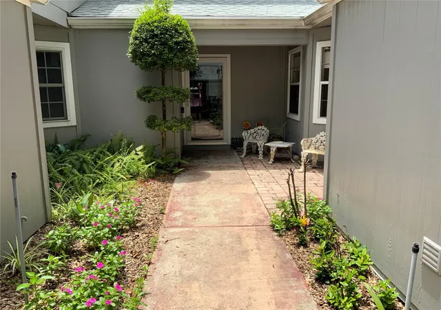 Homes for sale in Altamonte Springs, FL | 618 Maple Oak Cir #112, Altamonte Springs, FL 32701 | MLS# O6401864