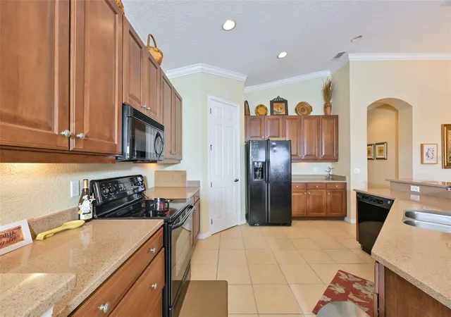 4th image of 1330 Emerald Dunes Dr, Sun City Center, FL 33573 | MLS# TB8501258