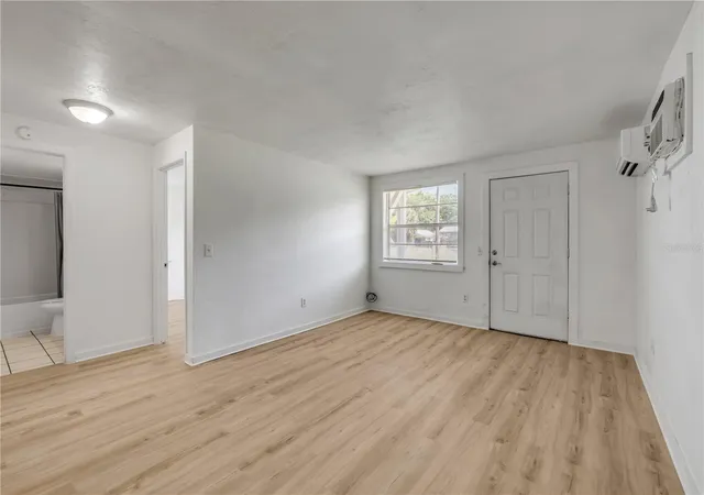 4th image of 1051 June Ter, Daytona Beach, FL 32119 | MLS# O6401879