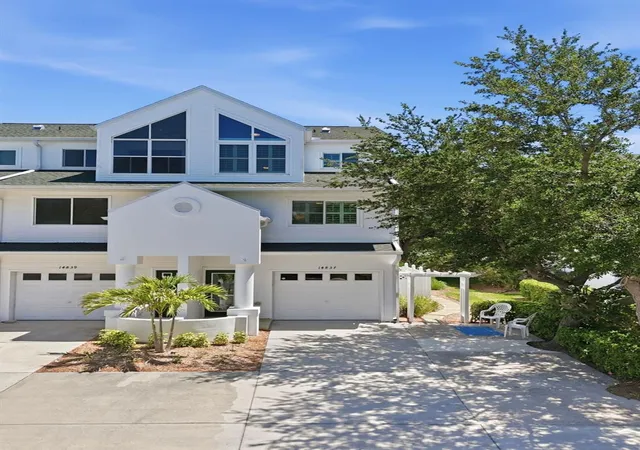 Townhouse for sale at 14837 Seminole Trl, SEMINOLE, FL 33776 | MLS# TB8501269