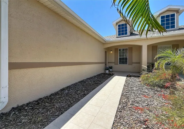 Homes for sale in Holiday, FL | 1027 Orca Ct, Holiday, FL 34691 | MLS# TB8501279