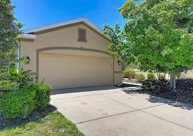 Homes for sale in Holiday, FL | 1027 Orca Ct, Holiday, FL 34691 | MLS# TB8501279
