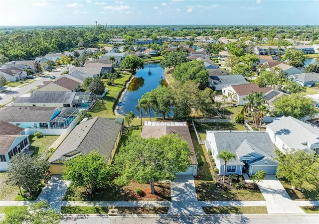 Photo 2 of Single family home for sale at 4642 Runabout Way, Bradenton, FL 34203 | MLS# A4691200 | Listing updated on 2026-09-14