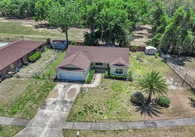 Homes for sale in Fruitland Park, FL | 3624 Trout Ave, Fruitland Park, FL 34731 | MLS# TB8501299