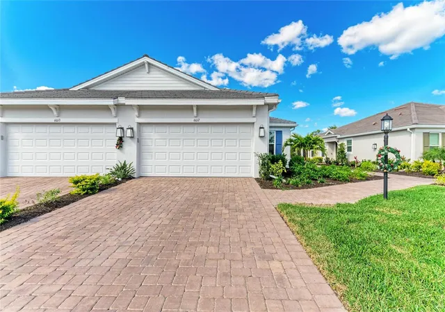 Single family home for sale at 6017 Mesa Glen, BRADENTON, FL 34203 | MLS# A4691204