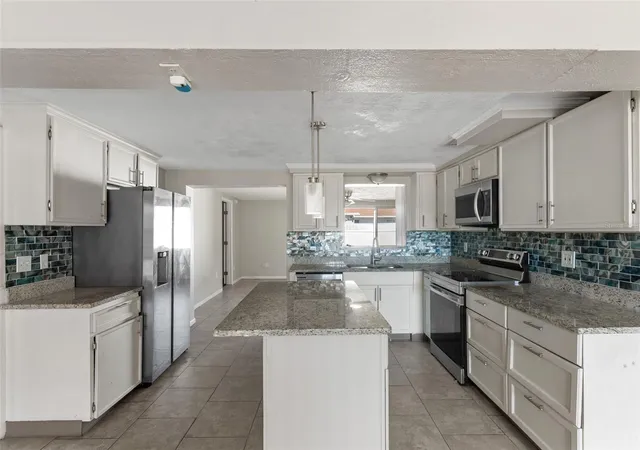 Homes for sale in Holiday, FL | 2344 Tahitian Dr, Holiday, FL 34691 | MLS# TB8501320