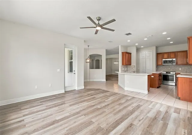 Photo 4 of Single family home for sale at 3519 Sunset Isles Blvd, Kissimmee, FL 34746 | MLS# O6401926 | Listing updated on 2026-09-23