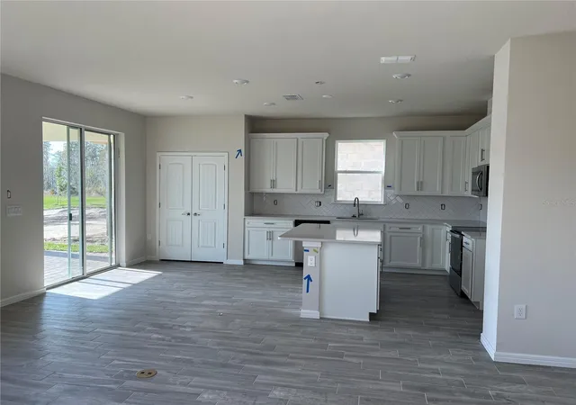 Photo 5 of Single family home for sale at 17575 Saw Palmetto Ave, Clermont, FL 34714 | MLS# O6401927 | Listing updated on 2026-08-07