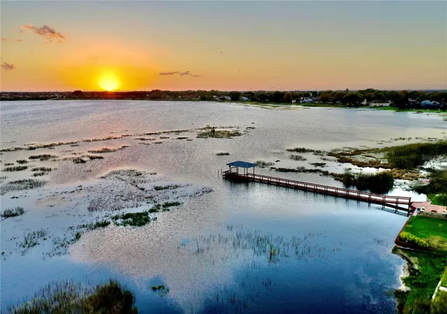 Photo 3 of Single family home for sale at 77 W Lake Damon Dr, Avon Park, FL 33825 | MLS# B4902244 | Listing updated on 2026-09-12
