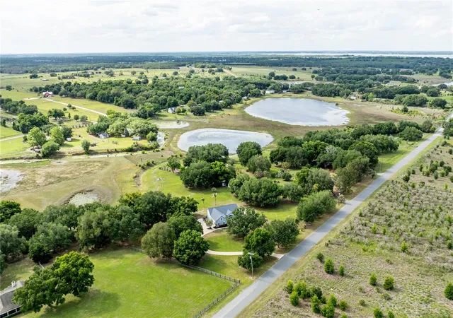 4th image of 25101 Turkey Lake Rd, Howey In The Hills, FL 34737 | MLS# G5111478