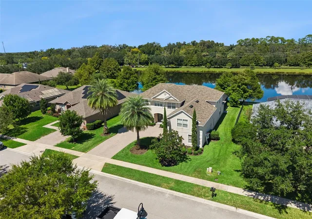 Photo 3 of Single family home for sale at 1185 Stellar Dr, Oviedo, FL 32765 | MLS# O6401965 | Listing updated on 2026-10-07