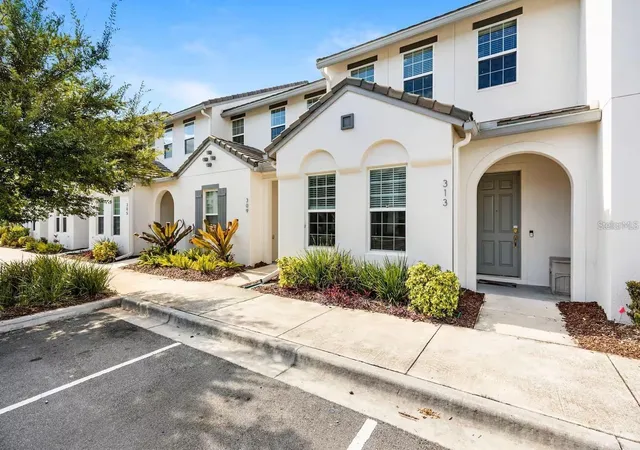 Photo 1 of Townhouse for sale at 313 Captiva Dr, DAVENPORT, FL 33896 | MLS# S5148564 | Listing updated on 2026-10-12