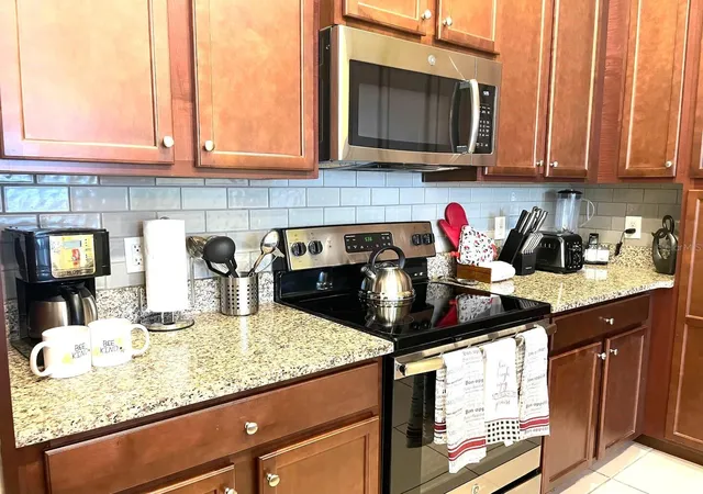 Photo 4 of Townhouse for sale at 313 Captiva Dr, Davenport, FL 33896 | MLS# S5148564 | Listing updated on 2026-10-12