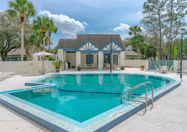 Photo 3 of Single family home for sale at 524 Crooked Stick Dr, Daytona Beach, FL 32114 | MLS# FC318020 | Listing updated on 2026-10-09