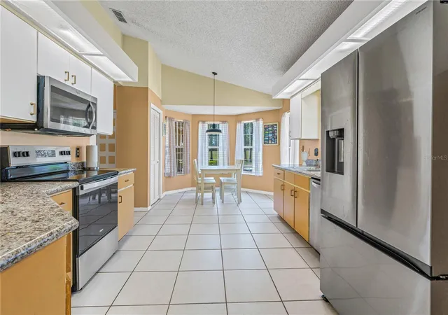 Photo 4 of Single family home for sale at 524 Crooked Stick Dr, Daytona Beach, FL 32114 | MLS# FC318020 | Listing updated on 2026-10-09