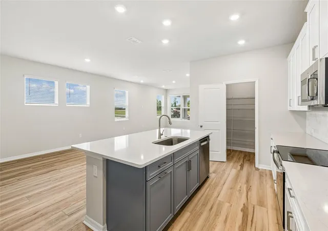Photo 4 of Single family home for sale at 5640 Savanna Valley Trl, Saint Cloud, FL 34772 | MLS# TB8501417 | Listing updated on 2026-09-15