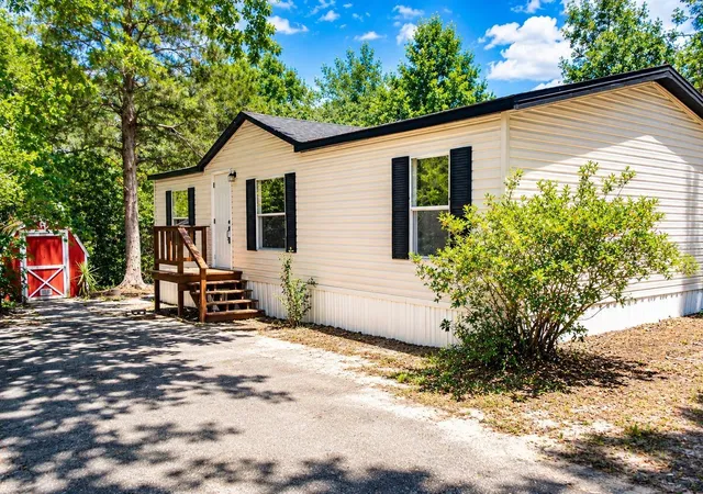 1st image of 1809 Ne 162nd St, Citra, FL 32113 | MLS# S5148572