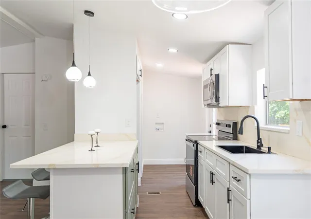 Photo 4 of Manufactured home for sale at 1809 NE 162nd Street, Citra, FL 32113 | MLS# S5148572 | Listing updated on 2026-08-25