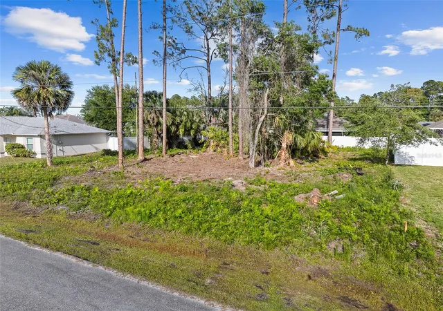 4th image of 7 Zealand Pl, Palm Coast, FL 32164 | MLS# FC318023