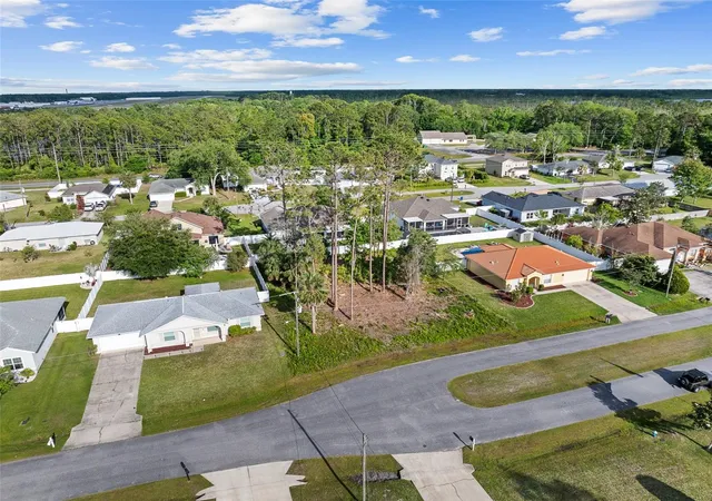 5th image of 7 Zealand Pl, Palm Coast, FL 32164 | MLS# FC318023