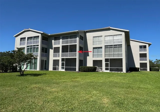 Photo 2 of Condo for sale at 9630 Club S Cir #6209, Sarasota, FL 34238 | MLS# A4691242 | Listing updated on 2026-05-02
