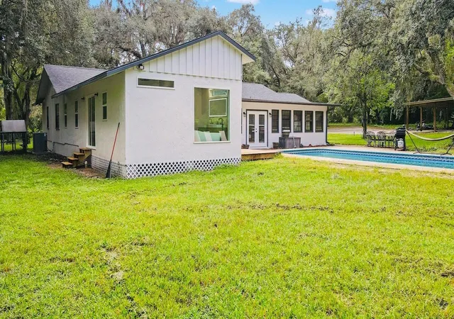 4th image of 10245 E Trails End Rd, Floral City, FL 34436 | MLS# W7885169