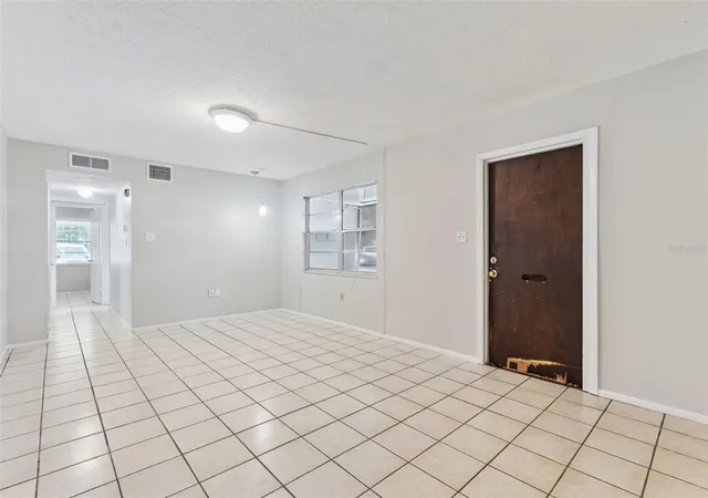 5th image of 700 E Airport Blvd #I2, Sanford, FL 32773 | MLS# O6402035
