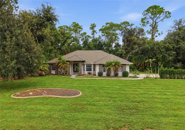 Single family home for sale at 610 Woodview Way, BRADENTON, FL 34212 | MLS# TB8501504