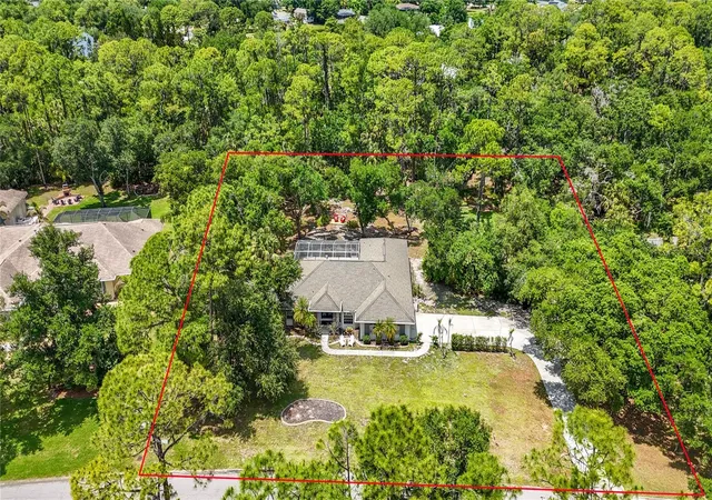 Photo 2 of Single family home for sale at 610 Woodview Way, Bradenton, FL 34212 | MLS# TB8501504 | Listing updated on 2026-10-28