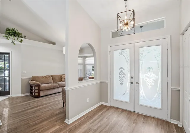 Photo 4 of Single family home for sale at 610 Woodview Way, Bradenton, FL 34212 | MLS# TB8501504 | Listing updated on 2026-10-28