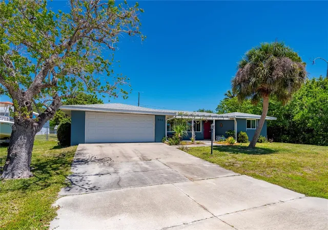 1st image of 540 Grove Ave Nw, Port Charlotte, FL 33952 | MLS# C7525314