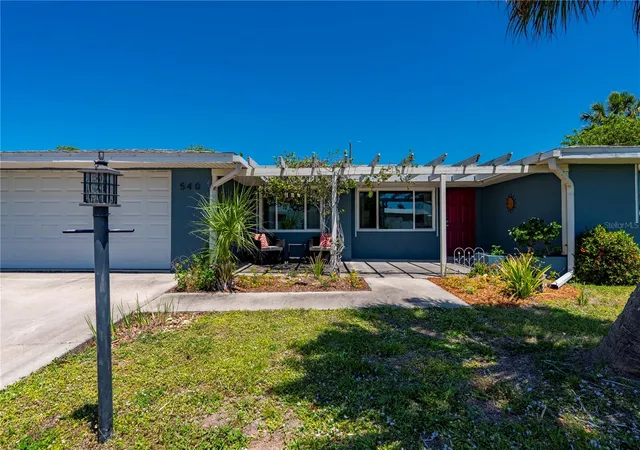 3rd image of 540 Grove Ave Nw, Port Charlotte, FL 33952 | MLS# C7525314